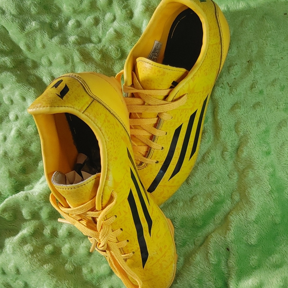 Adidas Yellow Soccer Cleats Size 1.5